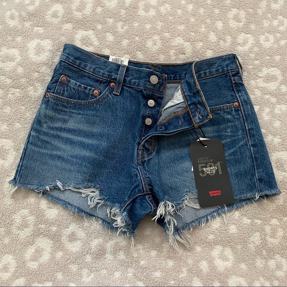NWT Levi’s 501 Shorts